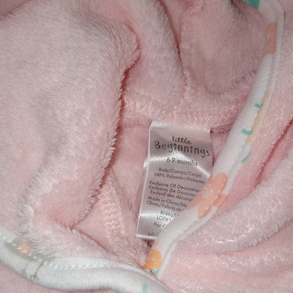 5 for $10 Little Beginnings Longsleeve Onsie &
Plush Button Up Sweater 6-9 - Picture 4 of 4